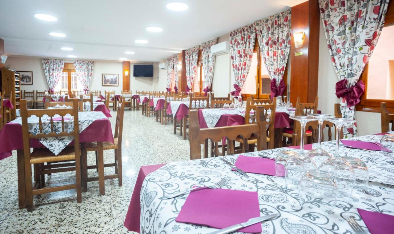 Hostal Alcorisa Екстериор снимка